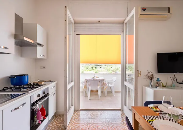 A Due Passi Dal Mare