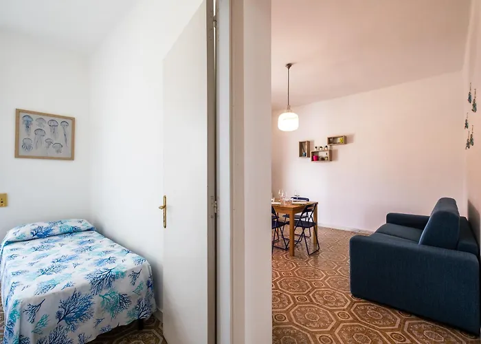 A Due Passi Dal Mare